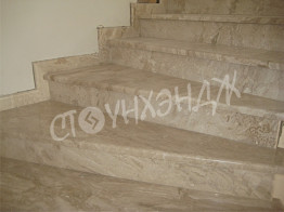Лестница мрамор Дайна Реале