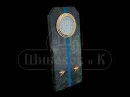Sv23-00163 Часы "Погон - лейтенант"с синими просветами змеевик 60*45*150 мм