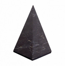 Sv59-00031 Пирамида из шунгита неполированная высокая, размер основания 60-65мм, 370г