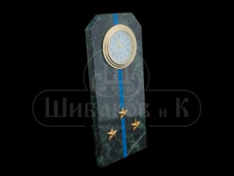 Sv23-00165 Часы "Погон - старший лейтенант"с синими просветами змеевик 60*45*150 мм