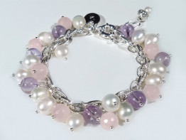 Браслет "Charmante perle" Белый жемчуг, аметист, розовый кварц.